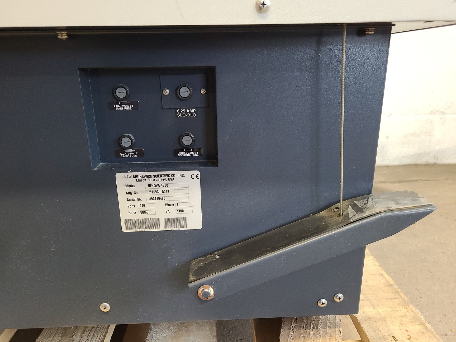 Image of New Brunswick Innova 4330 Refrigerated Incubator Shaker Lab Spares/Repairs