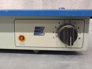 Thumbnail image of Electrothermal EME3 0250/CE 3x 250mL MK1 Multi Well Heating Mantle lab