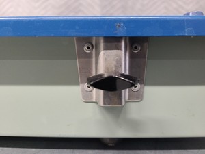Thumbnail image of Electrothermal EME3 0250/CE 3x 250mL MK1 Multi Well Heating Mantle lab