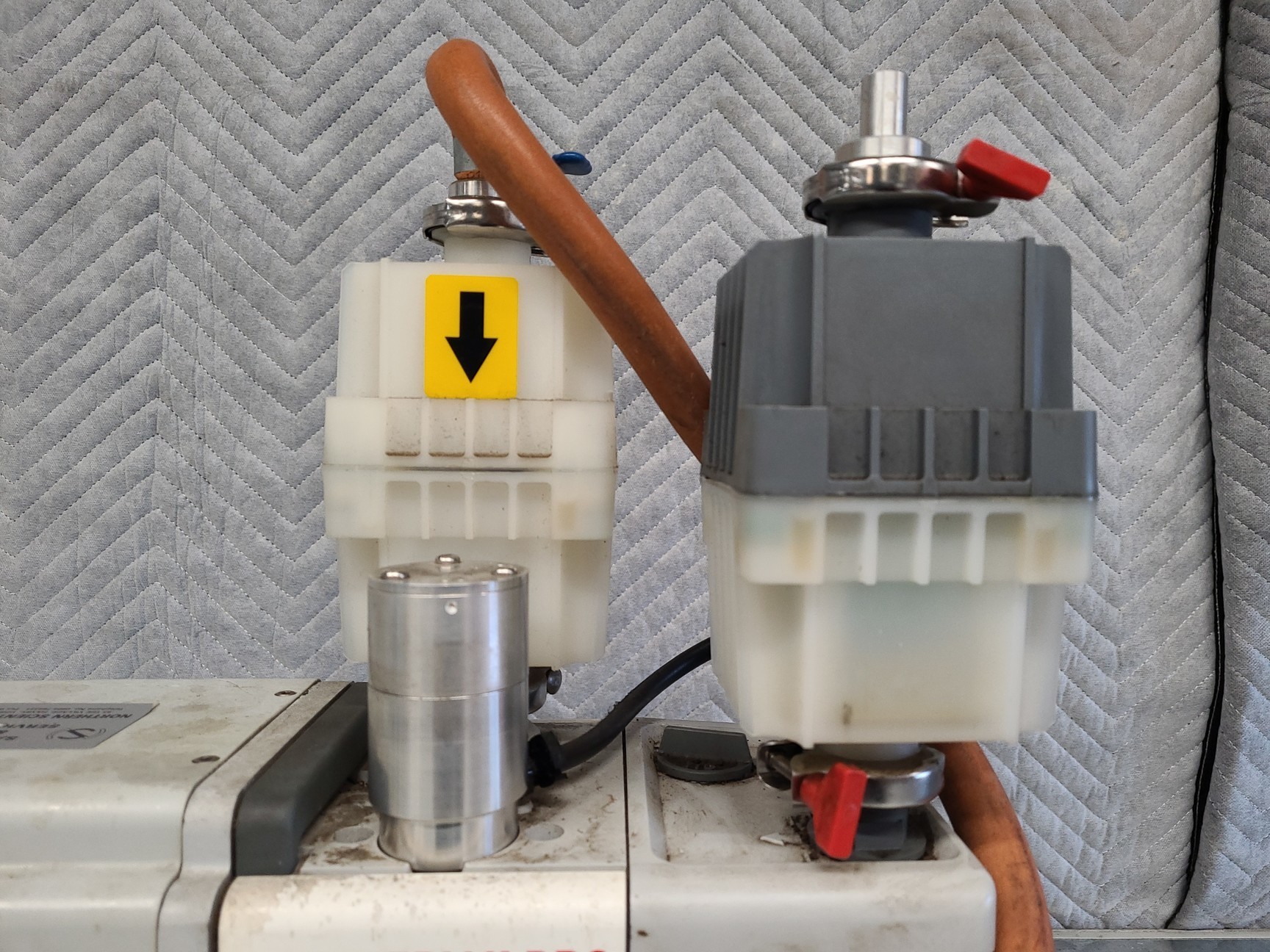 Image of Edwards E-Lab-2 Single-Phase Vacuum Pump Lab