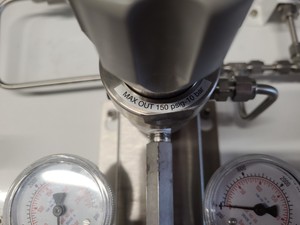 Thumbnail image of 2 x Wika Gas Pressure Regulator Rigs 150 PSIG/10 BAR OUT 3500 PSIG BAR IN Lab