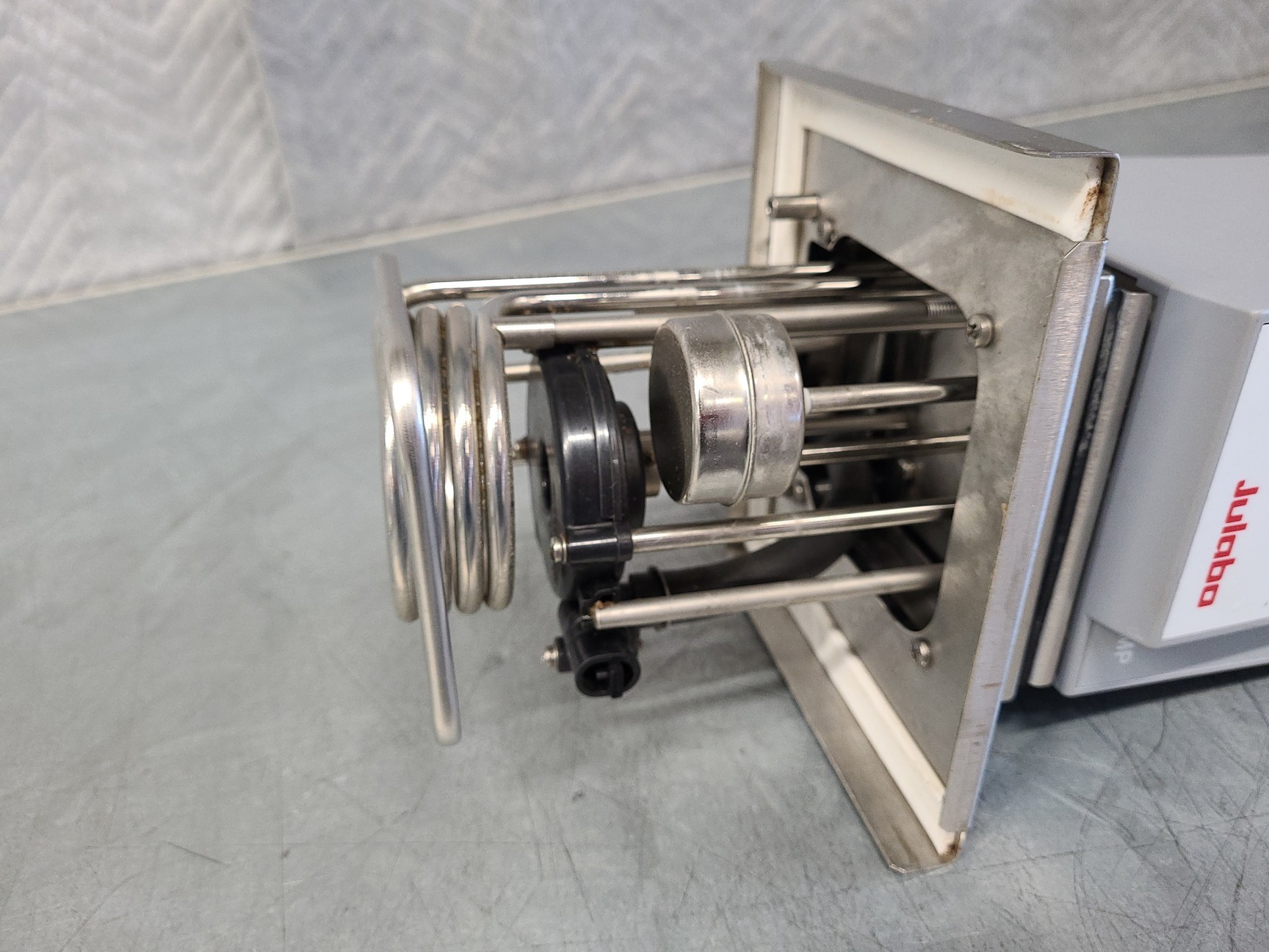 Image of Julabo 5 Laboratory Water Bath with MP-5 Circulatory Heater Lab