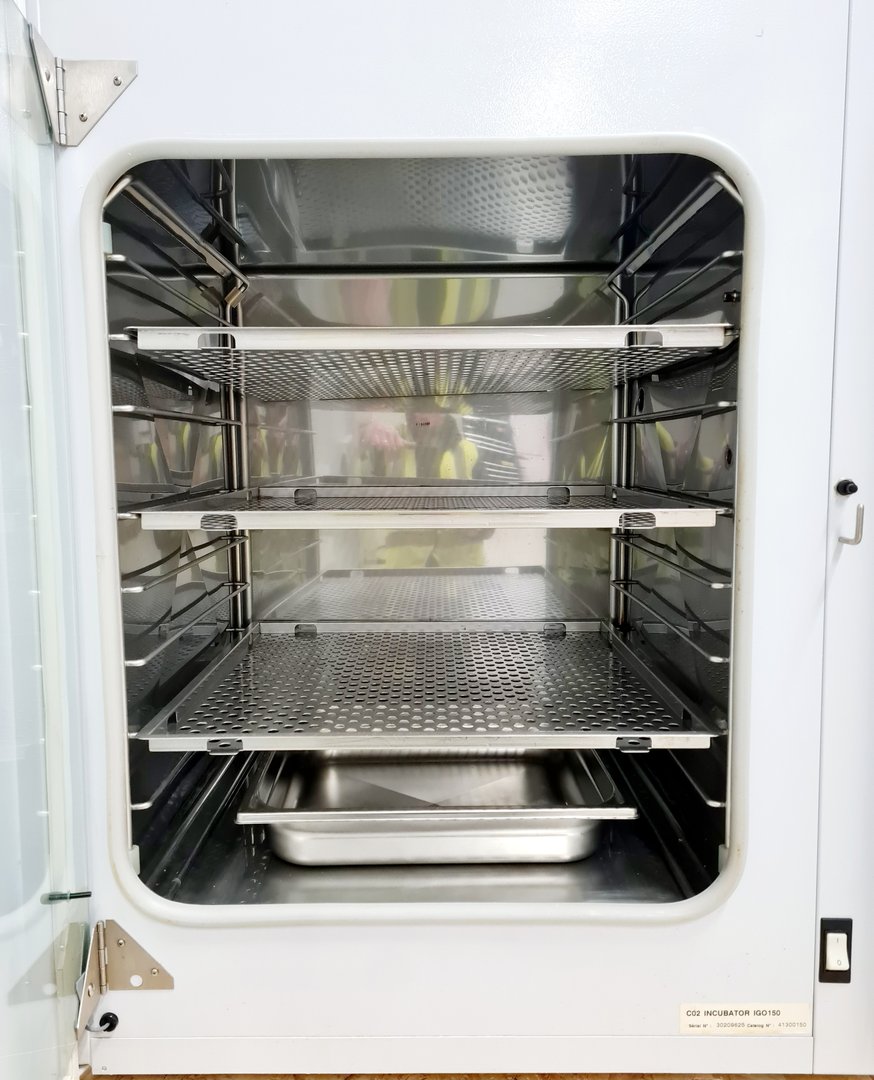 Image of Jouan IGO150 CELLlife CO2 Laboratory Incubator Lab