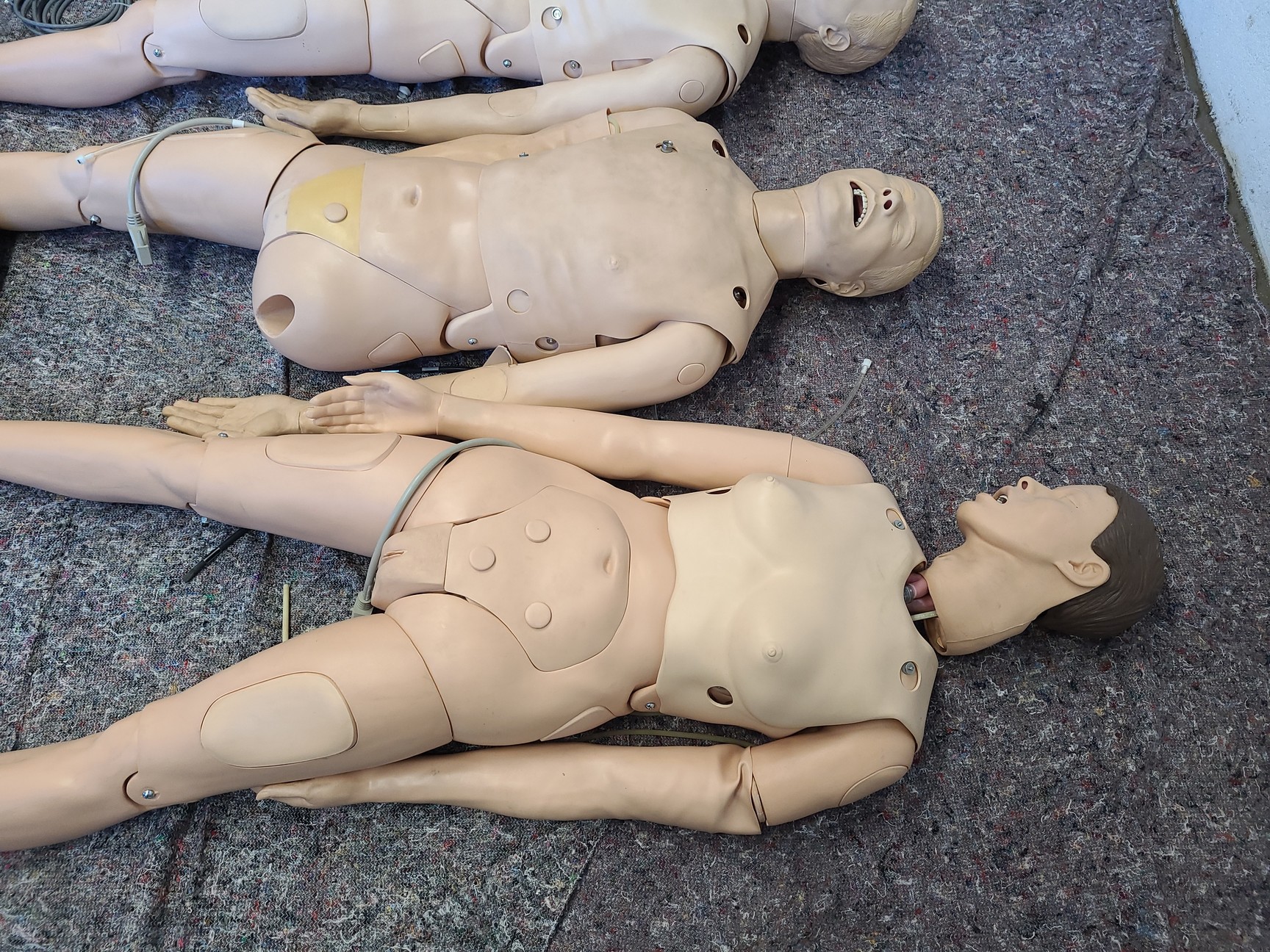 Image of 3 x Medical Practice First Aid Dummies & 6 x VitalSim Vital Signs Simulators Lab