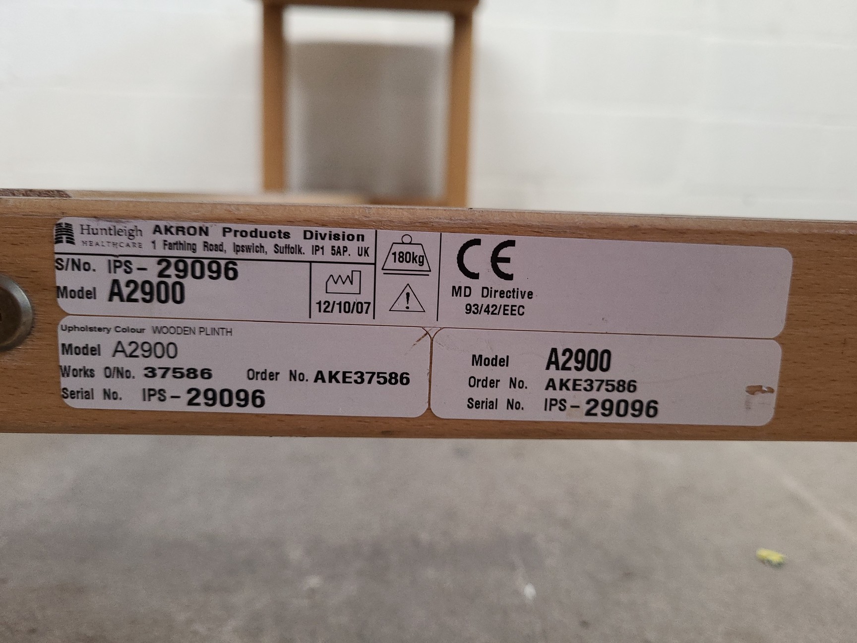 Image of 1x Huntleigh Akron A2900 Medical Examination Benches -188x64x76cm Lab