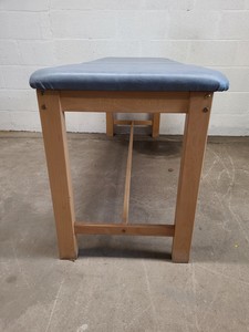 Thumbnail image of 1x Huntleigh Akron A2900 Medical Examination Benches -188x64x76cm Lab