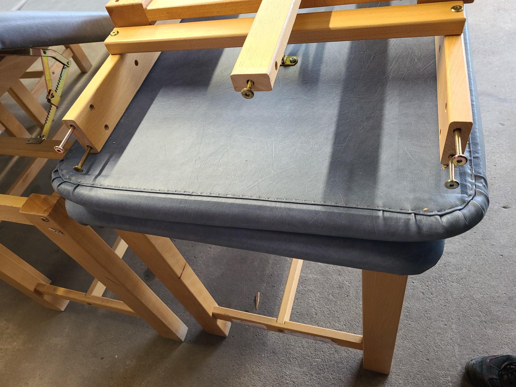 Image of 1x Huntleigh Akron A2900 Medical Examination Benches -188x64x76cm Lab