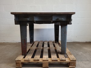 Thumbnail image of Steel Topped Heavy Metal Engineering Workshop Table / Bench
