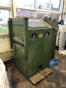 Thumbnail image of Vacu-Honer DH 883 Sand Blasting Cabinet Engineering