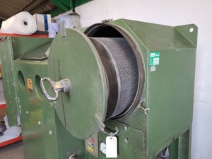 Thumbnail image of Vacu-Honer DH 883 Sand Blasting Cabinet Engineering