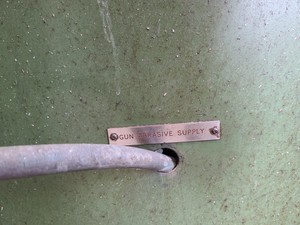 Thumbnail image of Vacu-Honer DH 883 Sand Blasting Cabinet Engineering