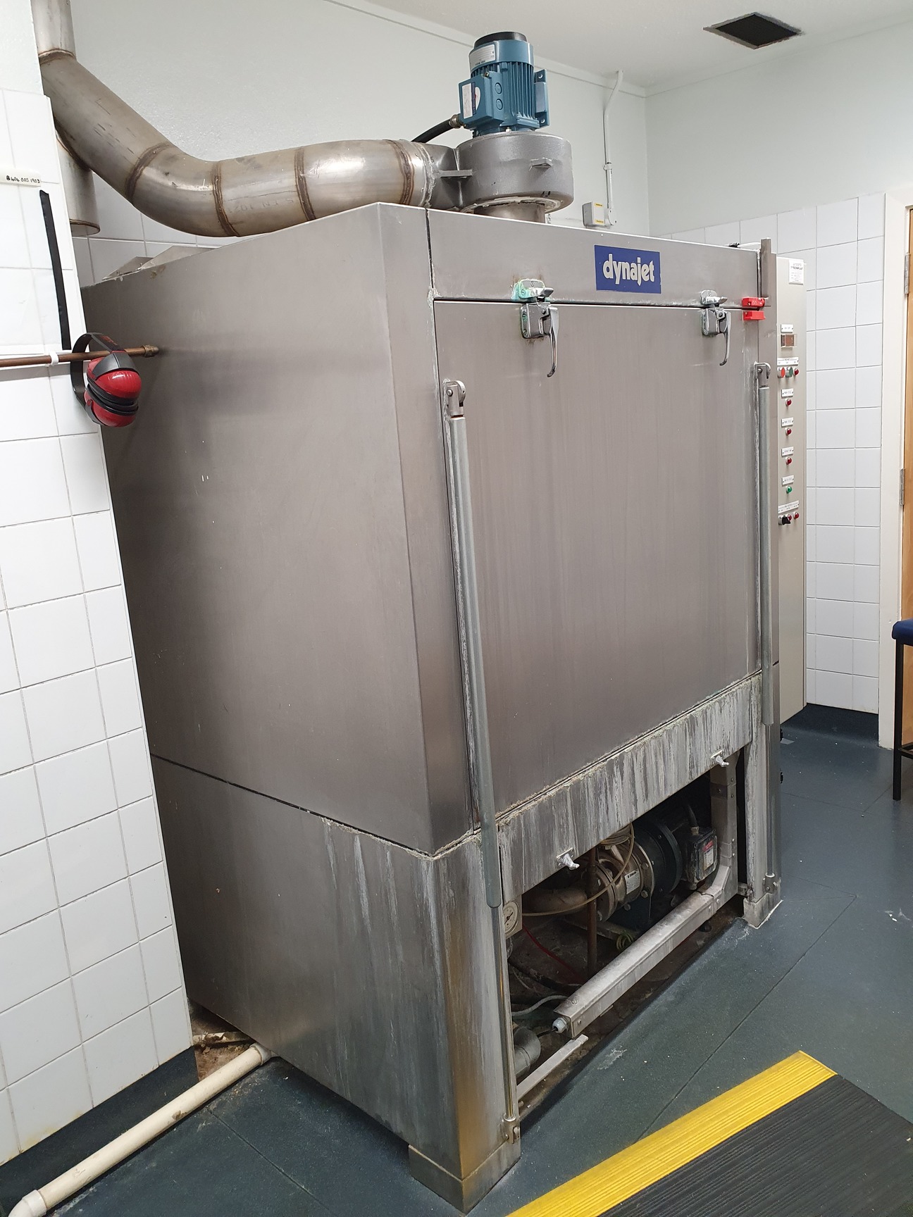 Image of Dynajet Laboratory Equipment Washer