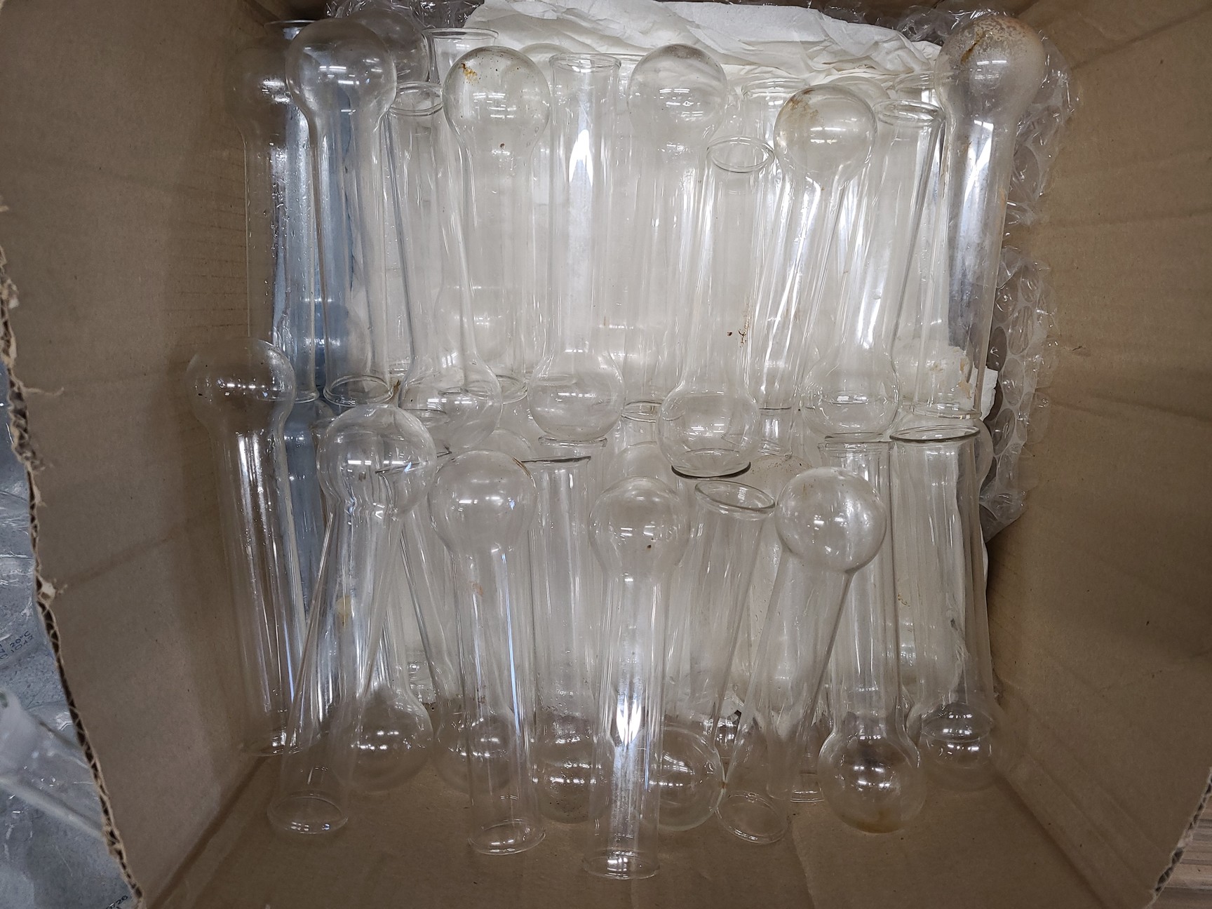 Image of Lot of Laboratory Glassware Flasks, Tubes, Boiling, Volumetric, Evaporators Lab