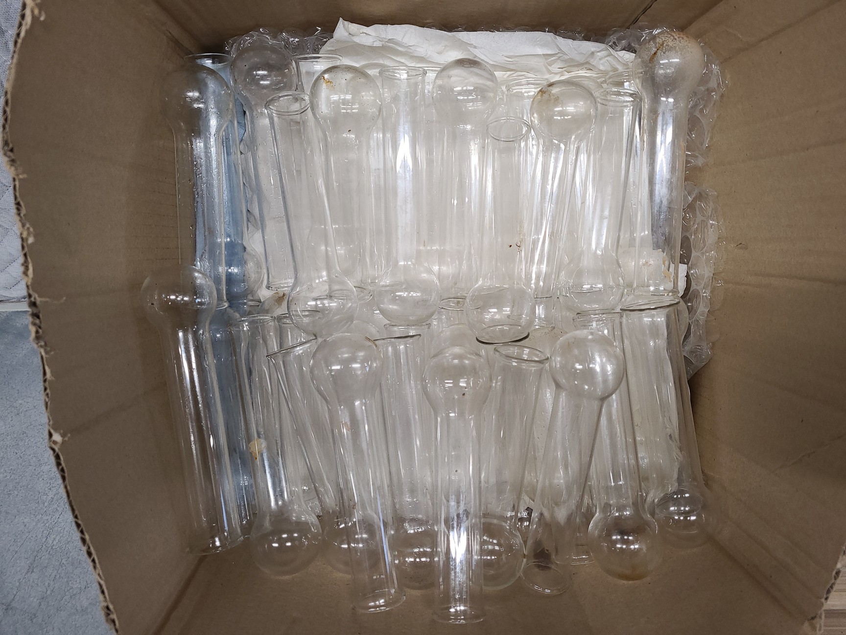 Image of Lot of Laboratory Glassware Flasks, Tubes, Boiling, Volumetric, Evaporators Lab