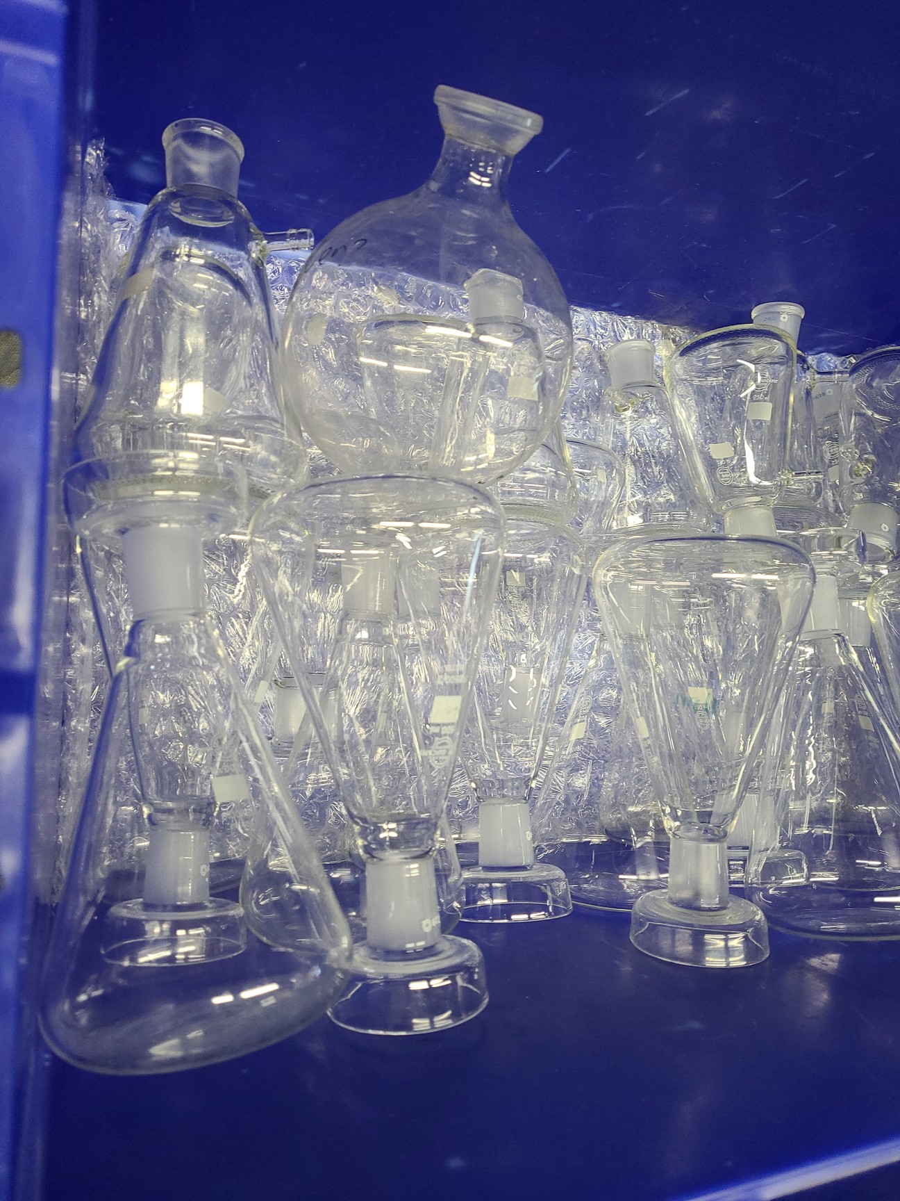 Image of Lot of Laboratory Glassware Flasks, Tubes, Boiling, Volumetric, Evaporators Lab