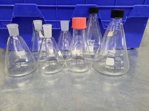 Thumbnail image of Lot of Laboratory Glassware Flasks, Tubes, Boiling, Volumetric, Evaporators Lab