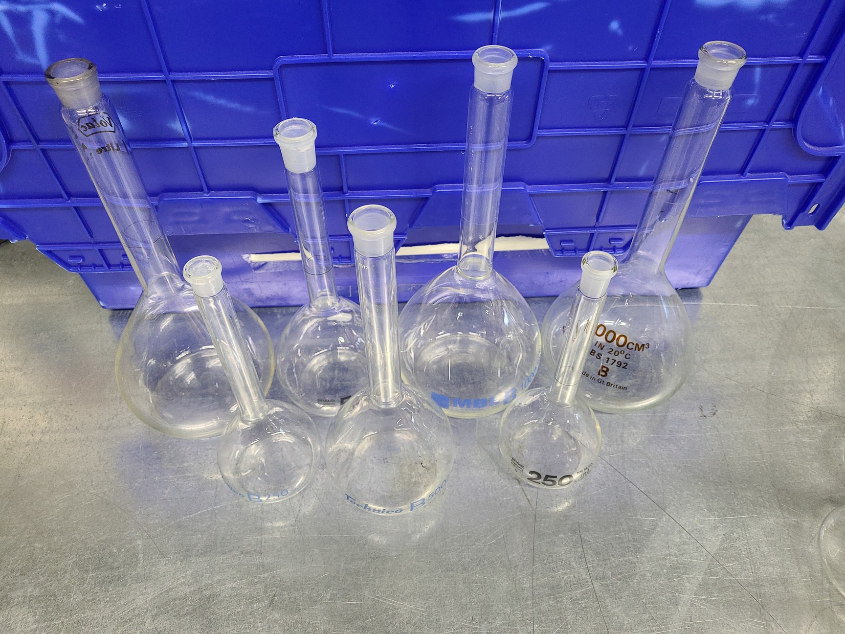 Image of Lot of Laboratory Glassware Flasks, Tubes, Boiling, Volumetric, Evaporators Lab