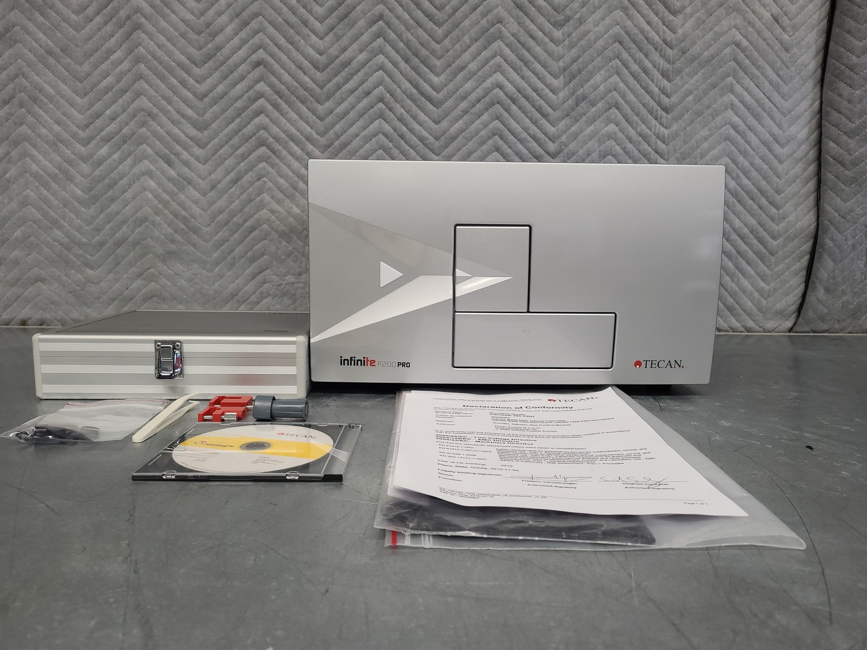 Image of Tecan Infinite F200 Pro Fluorescence Microplate Reader Lab