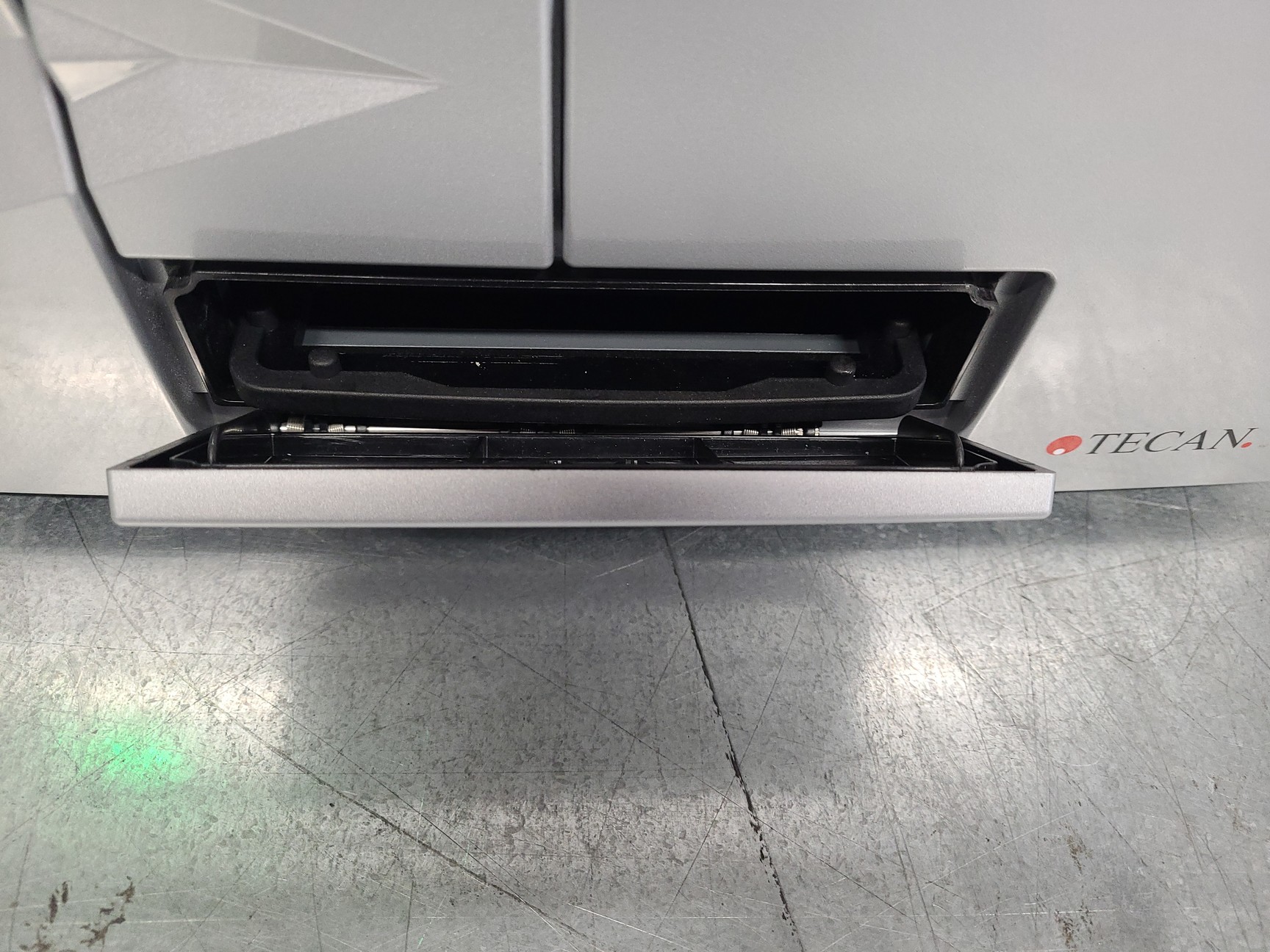 Image of Tecan Infinite F200 Pro Fluorescence Microplate Reader Lab