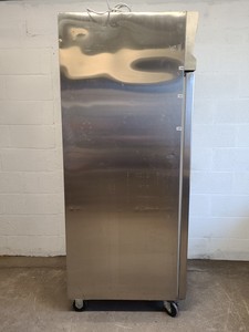 Thumbnail image of ARTIX K650U Single Door Upright Laboratory Refrigerator Fridge Lab