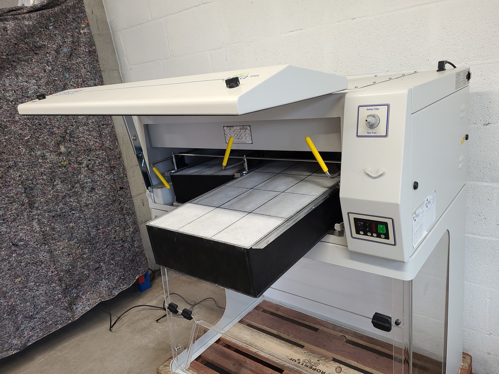 Image of Labcaire Aura 550L Laboratory Ductless Fume Hood Lab + Sink Unit