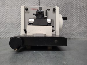 Thumbnail image of Micron HM330 Rotary Microtome Lab