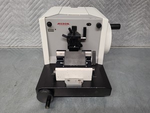 Thumbnail image of Micron HM330 Rotary Microtome Lab