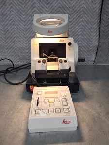 Thumbnail image of Leica Jung RM2055 Microtome, Control Module & Glass Magnifier Lab