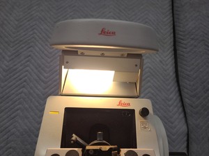 Thumbnail image of Leica Jung RM2055 Microtome, Control Module & Glass Magnifier Lab