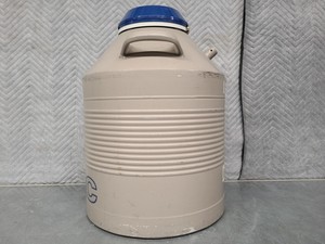 Thumbnail image of Union Carbide 35HC Liquid Nitrogen Cryogenic Storage Dewar (35L) Lab