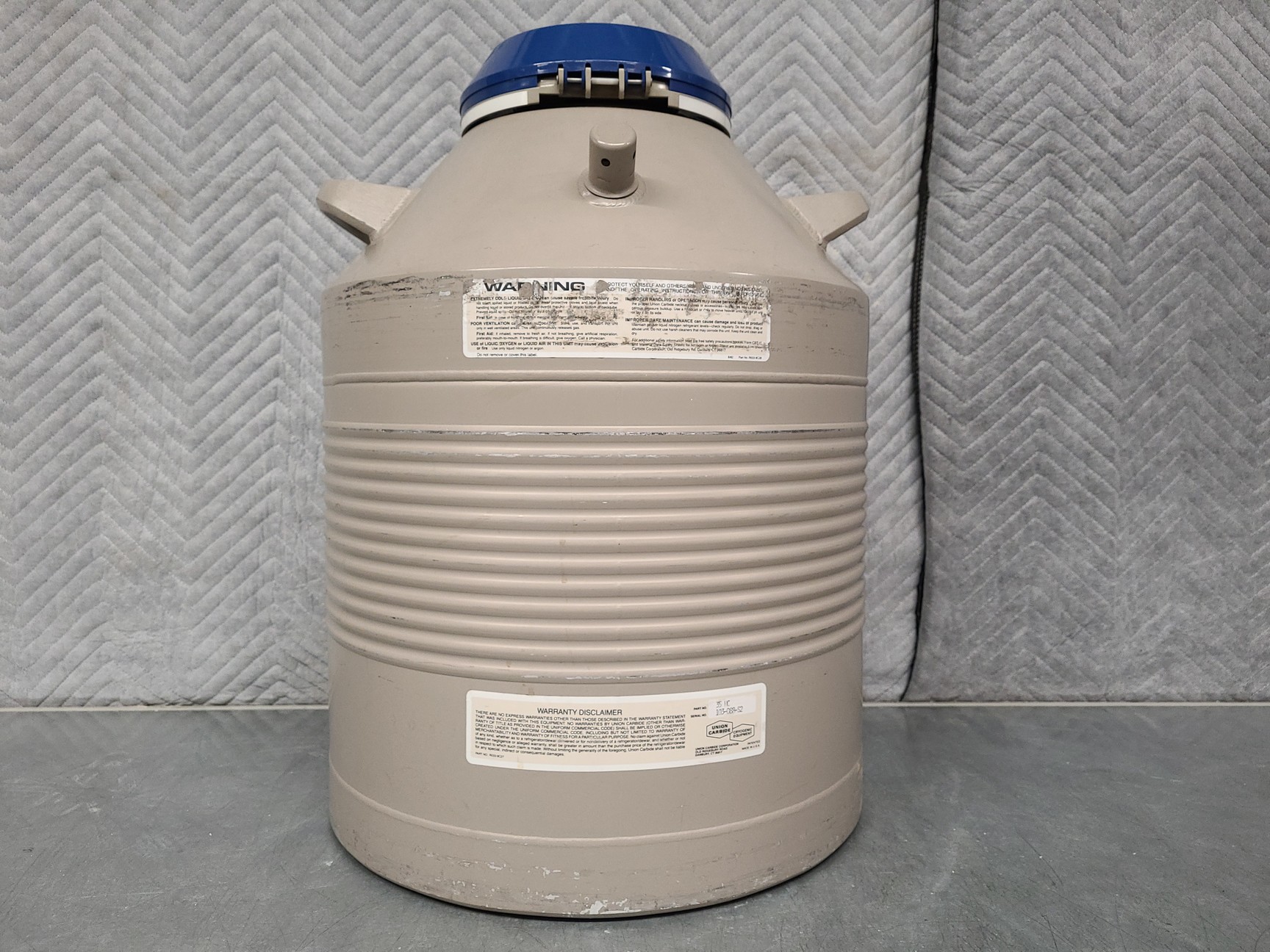 Image of Union Carbide 35HC Liquid Nitrogen Cryogenic Storage Dewar (35L) Lab