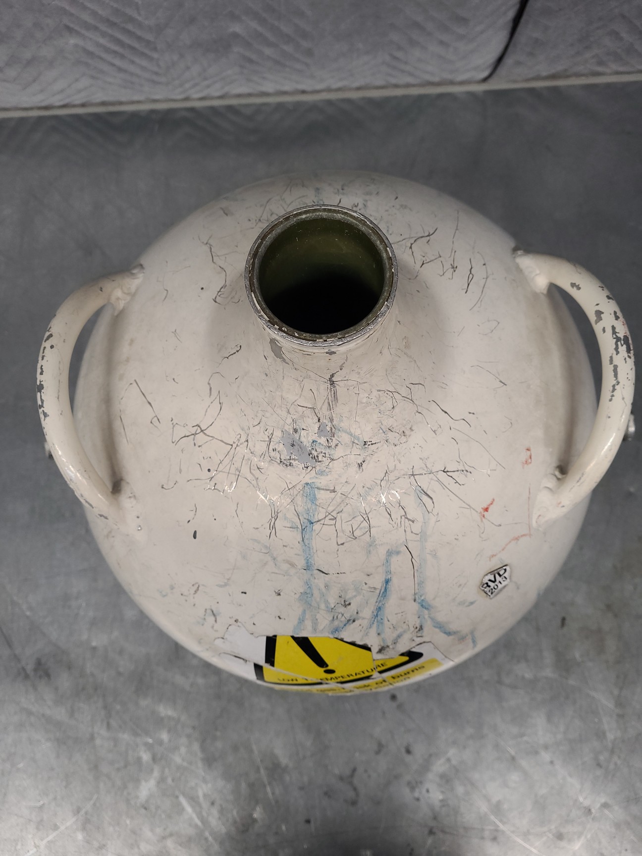 Image of Statebourne Cryogenics LA 25 Liquid Nitrogen Storage Tank (25L) Lab