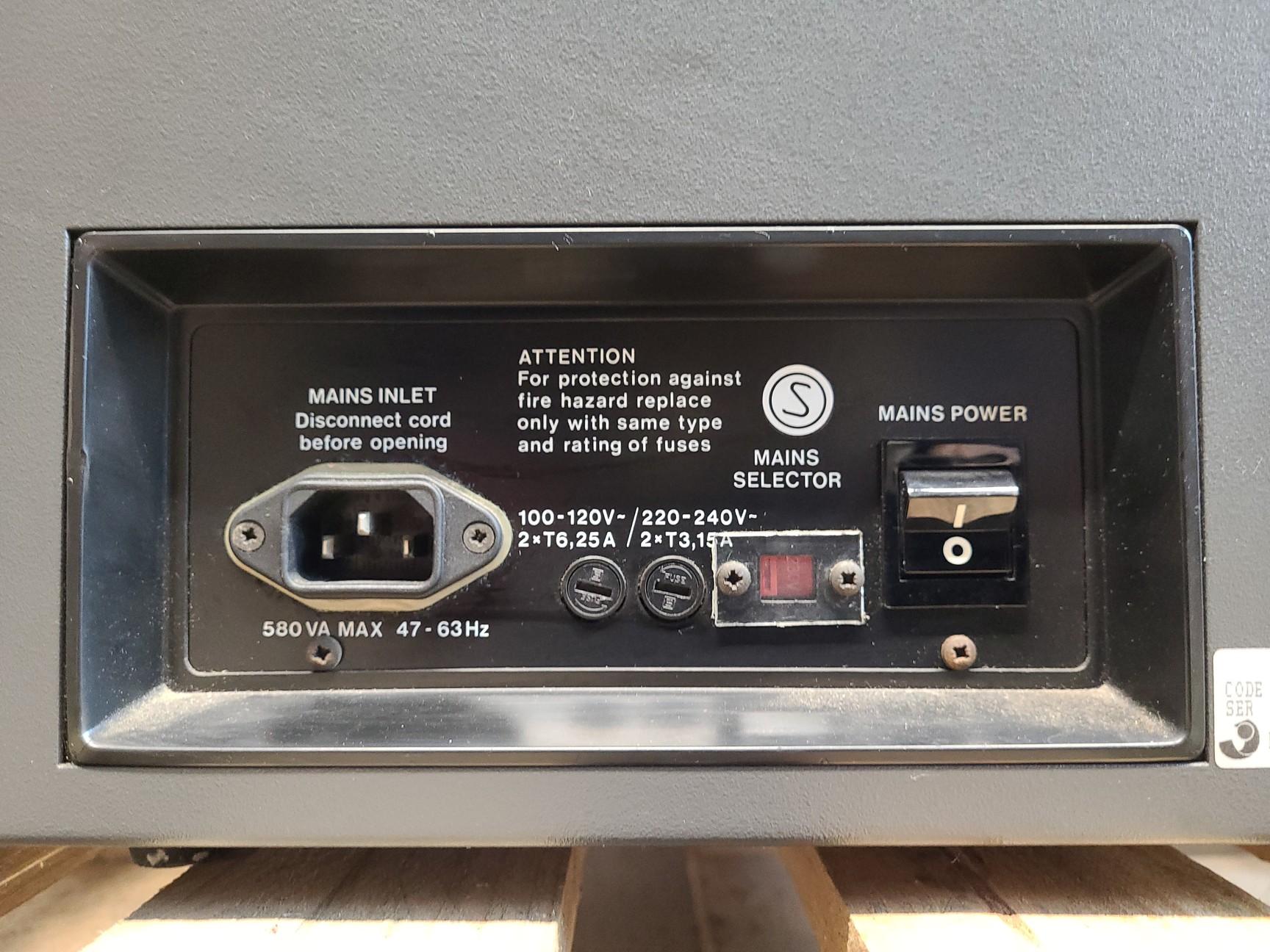 Image of GE BIAcore TM 2000 SPR Surface Plasmon Resonance System Lab