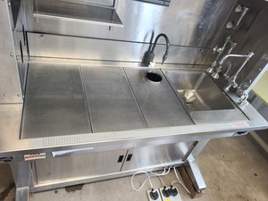 Thumbnail image of Thermo Scientific Shandon Gross-Star Pathology Laboratory Workstation Lab