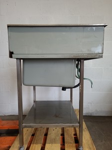 Thumbnail image of Scott Falkirk Laboratory Sink Lab