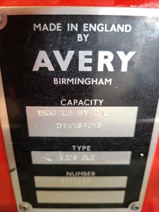 Thumbnail image of Avery Scales 3205 CLE Industrial Weighing Scales 1500lb Vintage Retro Film Prop