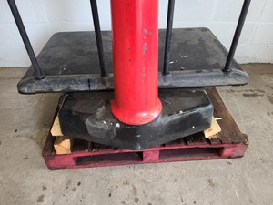 Thumbnail image of Avery Scales 3205 CLE Industrial Weighing Scales 1500lb Vintage Retro Film Prop