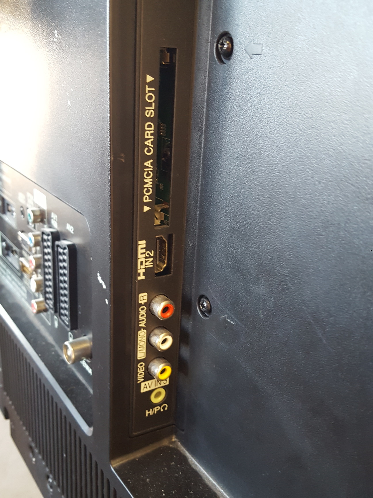 Image of LG TV 32' With Stand - No Remote Controller 
