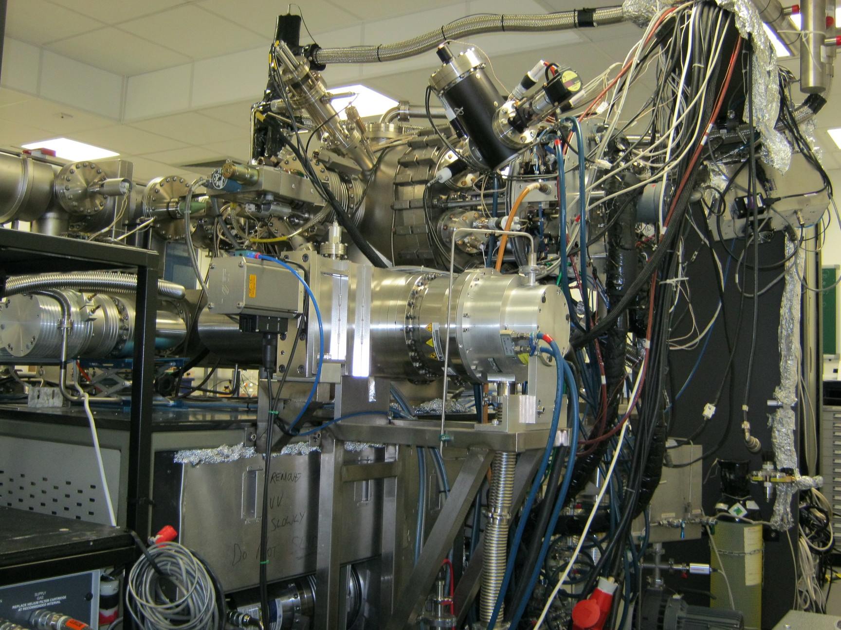 Image of MBE GEN 2 Molecular Beam Epitaxy System 