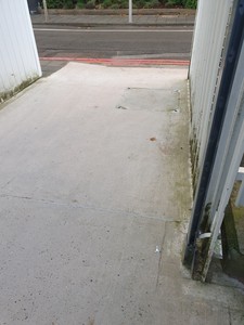 Thumbnail image of MBE GEN 2 Molecular Beam Epitaxy System