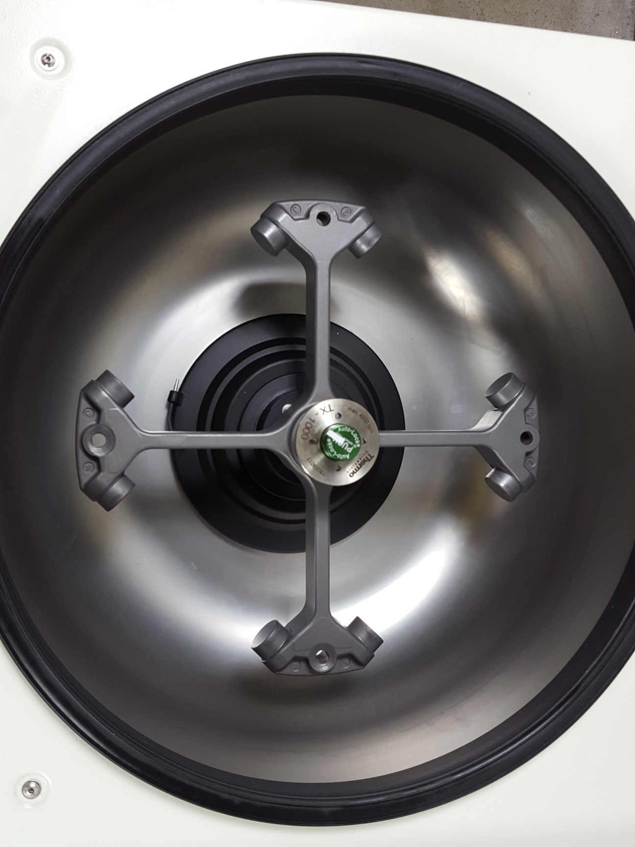 Image of Thermo Scientific Heraeus Multifuge X3R Centrifuge, 4200rpm Rotor & Trolley Lab