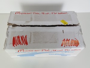 Thumbnail image of 9 Packs of 10 Greiner Bio-One 96 Well Microplates Lab 655201