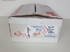 Thumbnail image of 9 Packs of 10 Greiner Bio-One 96 Well Microplates Lab 655201