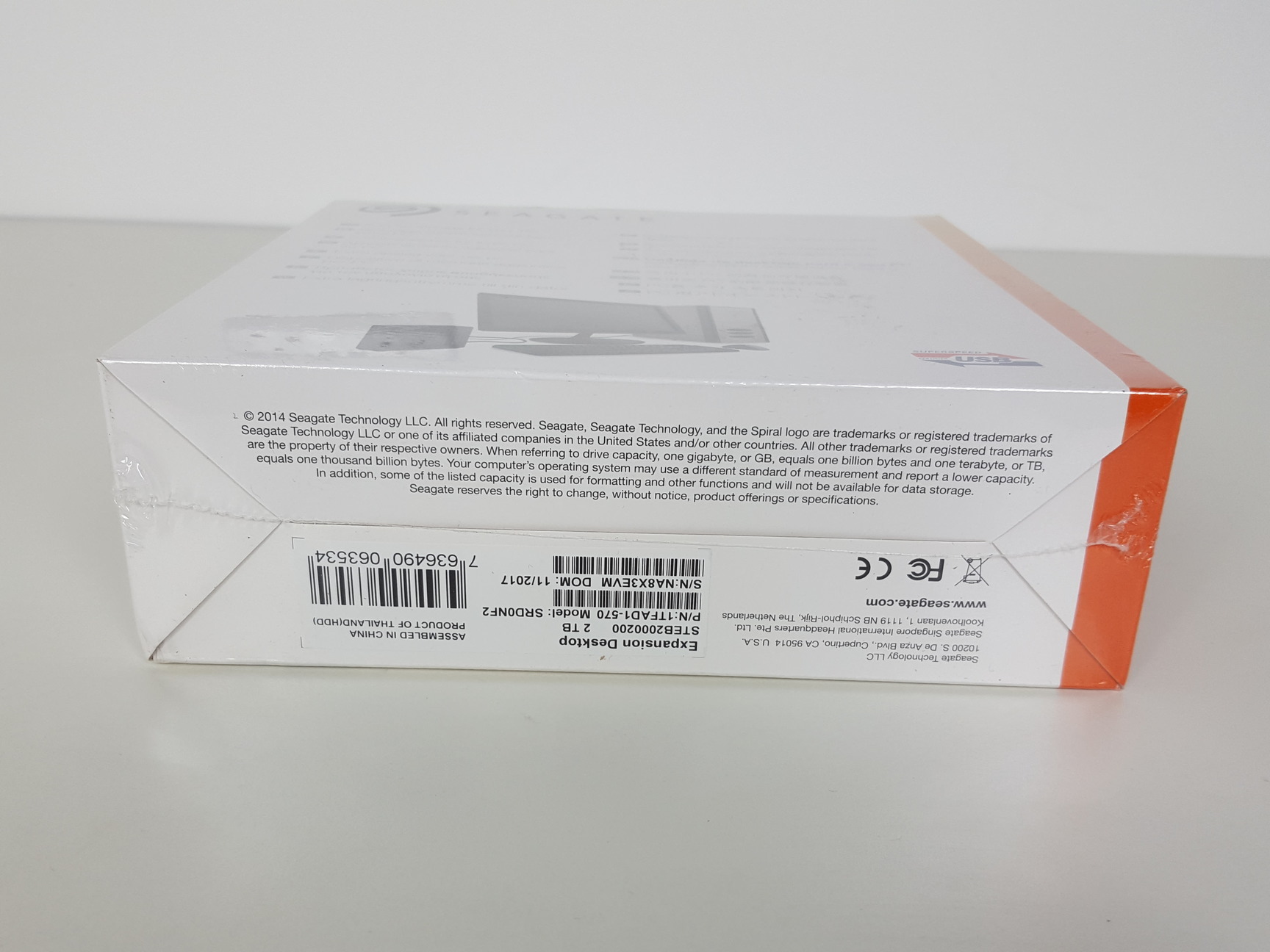 Image of Seagate Expansion 2TB Desktop Hard Drive SRD0NF2 1TFAD1-570