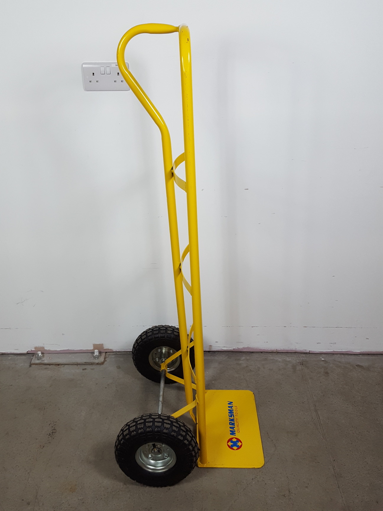 Image of Marksman Quality Tools Sack Truck Heavy Duty IndustrialTrolley 300lbs / 136kgs