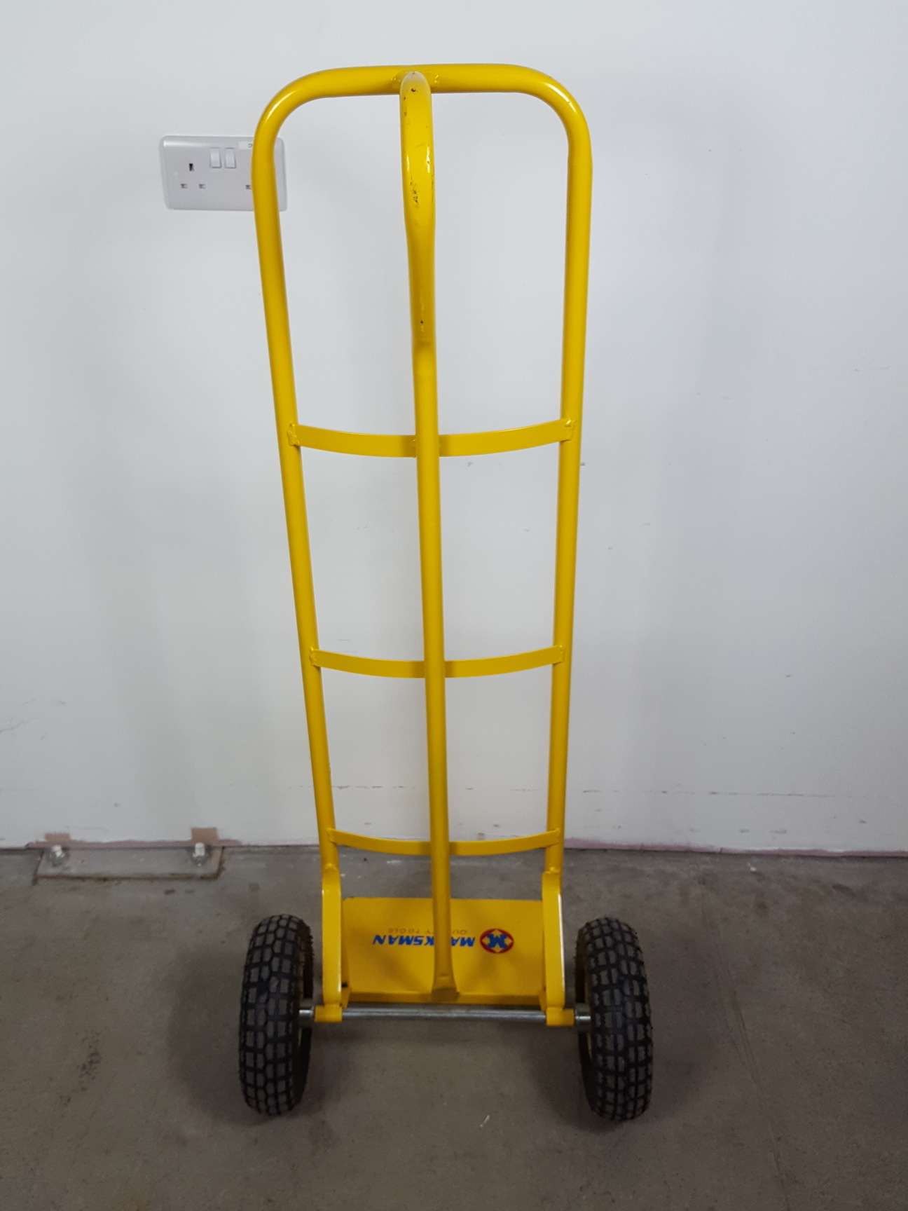 Image of Marksman Quality Tools Sack Truck Heavy Duty IndustrialTrolley 300lbs / 136kgs