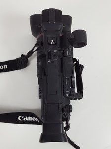 Thumbnail image of Canon XH A1 Camcorder HDV 1080i Video Camera & Charger with Spare Battery