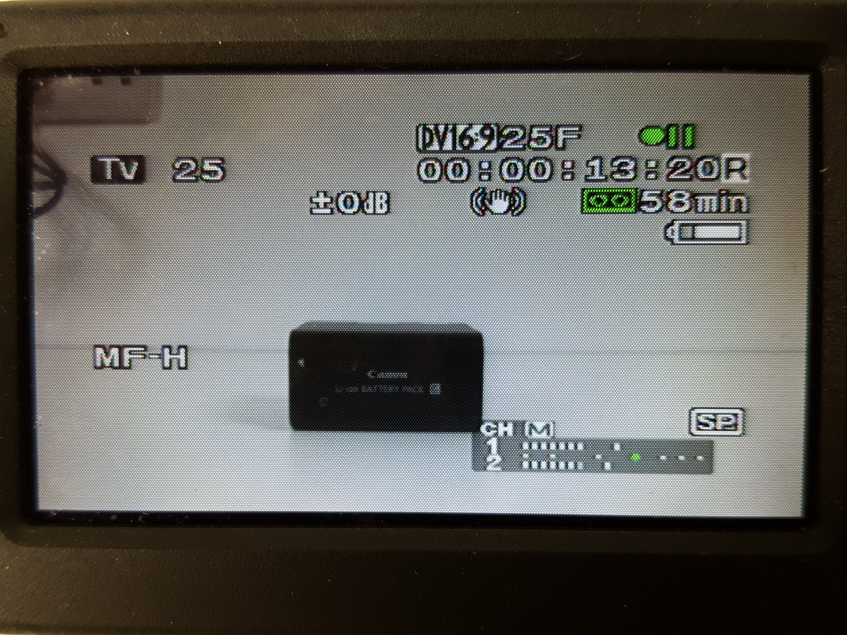 Image of Canon XH A1 Camcorder HDV 1080i Video Camera & Charger with Spare Battery