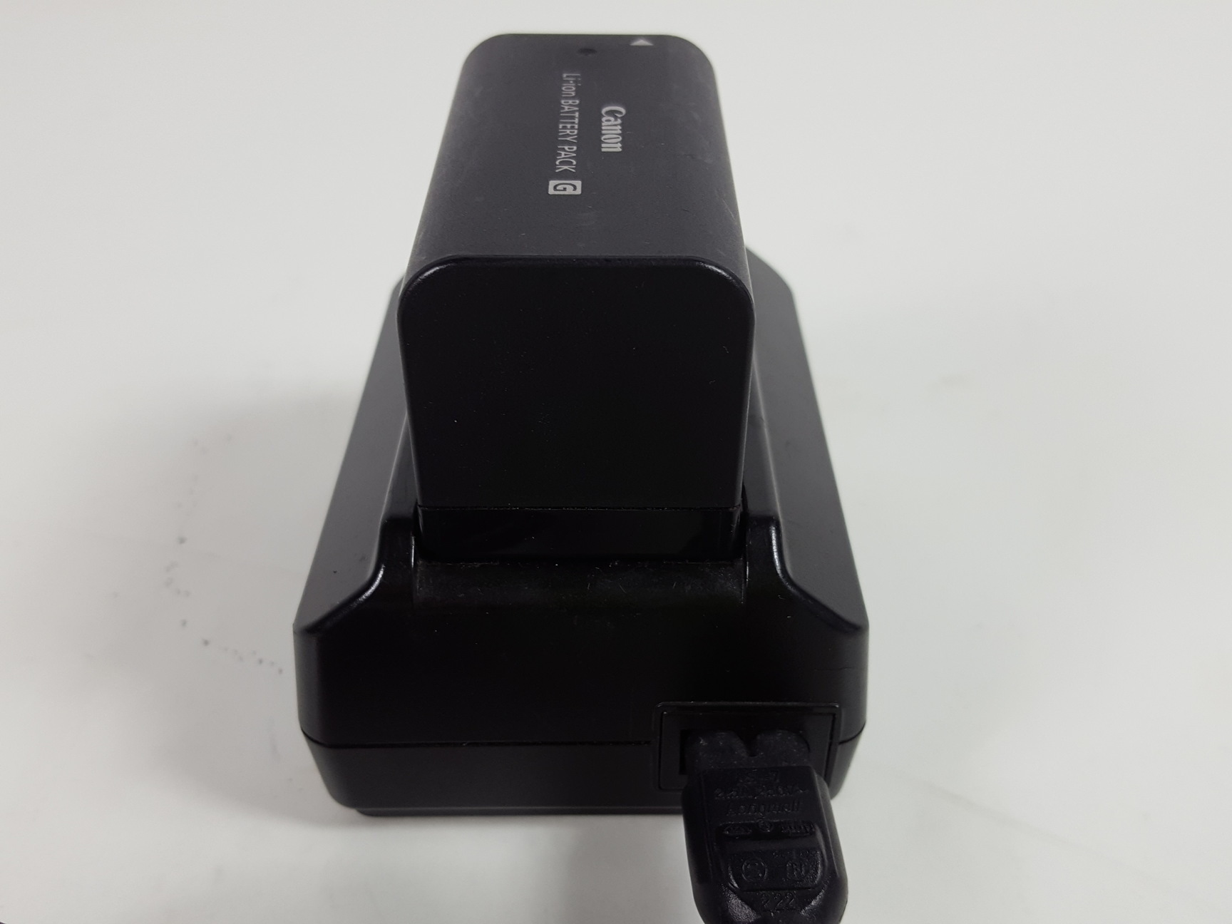 Image of Canon XH A1 Camcorder HDV 1080i Video Camera & Charger with Spare Battery