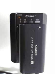Thumbnail image of Canon XH A1 Camcorder HDV 1080i Video Camera & Charger with Spare Battery